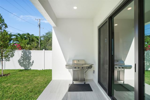 701 sw 17th st 701, Fort Lauderdale, FL 33315