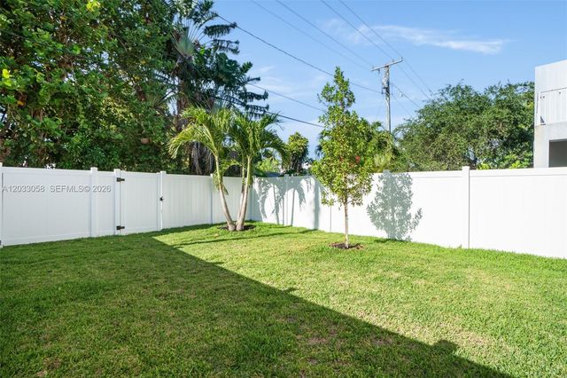701 sw 17th st 701, Fort Lauderdale, FL 33315