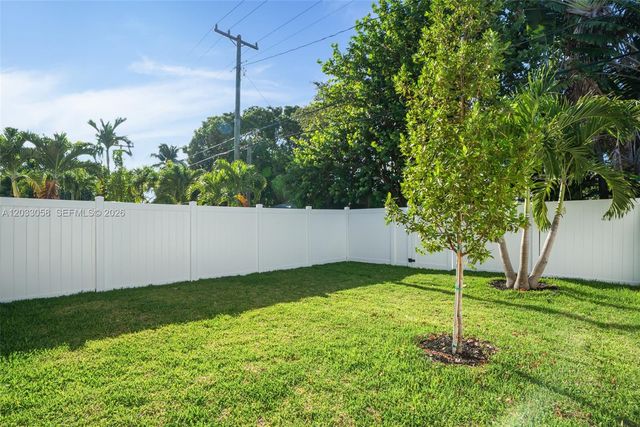 701 sw 17th st 701, Fort Lauderdale, FL 33315