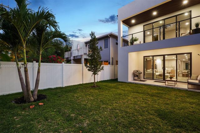 701 sw 17th st 701, Fort Lauderdale, FL 33315