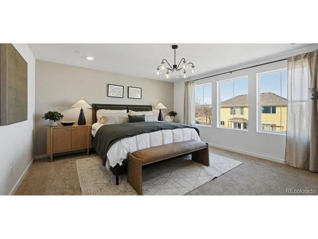 7050 Juniper Dr, Thornton, CO 80602