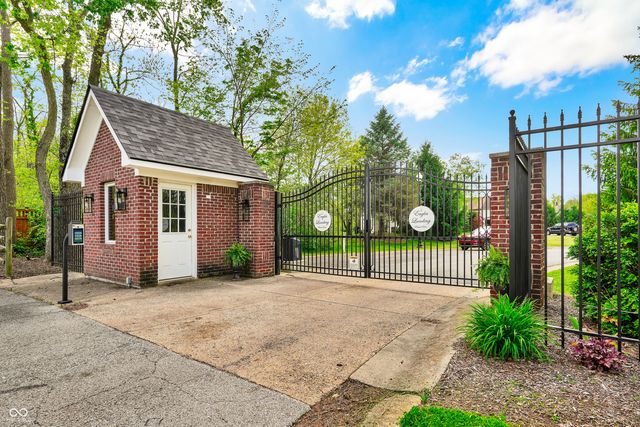10158 Sanctuary Drive, Brownsburg, IN 46112