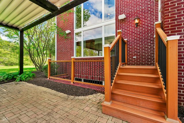 10158 Sanctuary Drive, Brownsburg, IN 46112