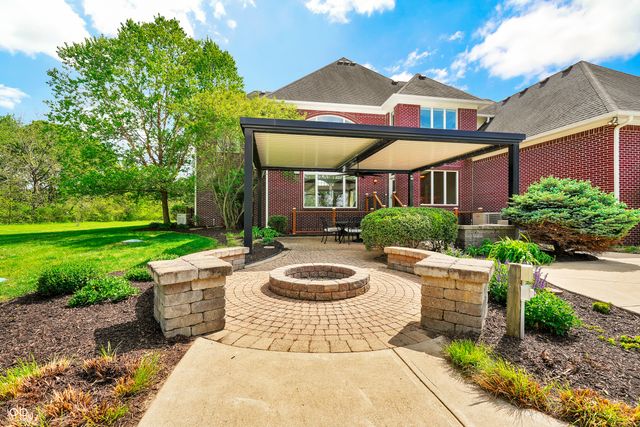 10158 Sanctuary Drive, Brownsburg, IN 46112