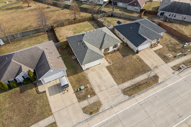 4604 DERBY RIDGE DR, Columbia, MO 65202