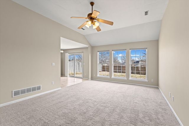 4604 DERBY RIDGE DR, Columbia, MO 65202