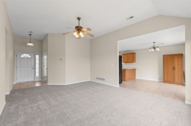 4604 DERBY RIDGE DR, Columbia, MO 65202