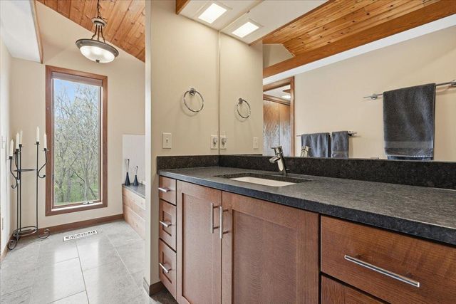 W10383 879th Avenue, River Falls, WI 54022