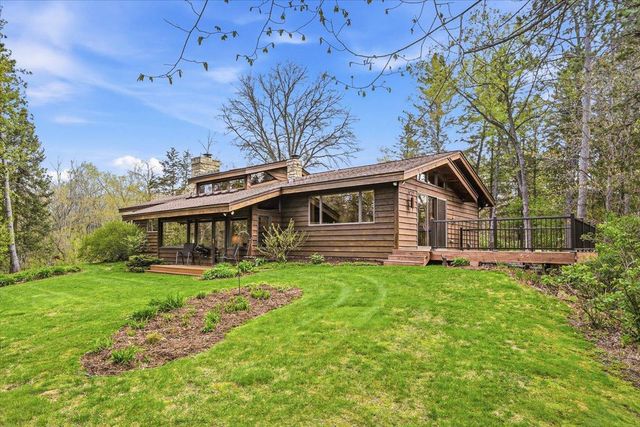 W10383 879th Avenue, River Falls, WI 54022