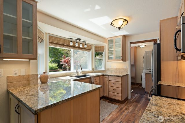 1607 NE Parker Road, Coupeville, WA 98239