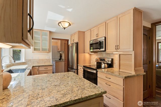 1607 NE Parker Road, Coupeville, WA 98239