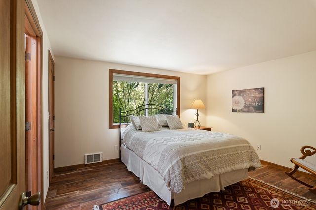 1607 NE Parker Road, Coupeville, WA 98239