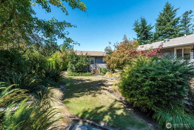 1607 NE Parker Road, Coupeville, WA 98239