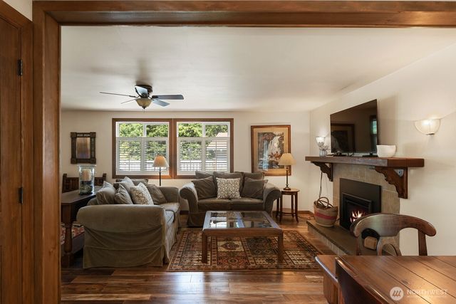 1607 NE Parker Road, Coupeville, WA 98239