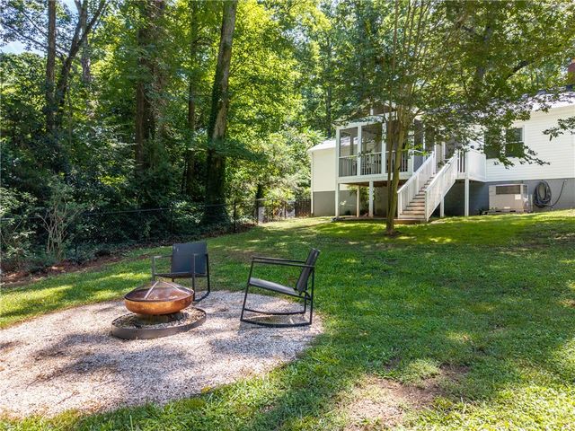 203 Augusta Road, Clemson, SC 29631