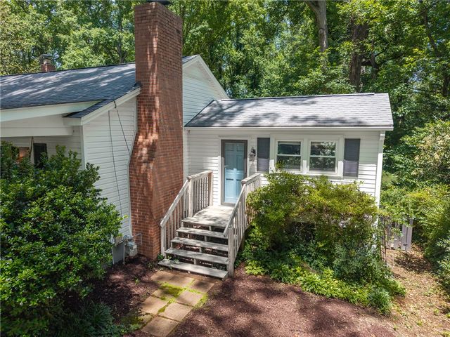 203 Augusta Road, Clemson, SC 29631