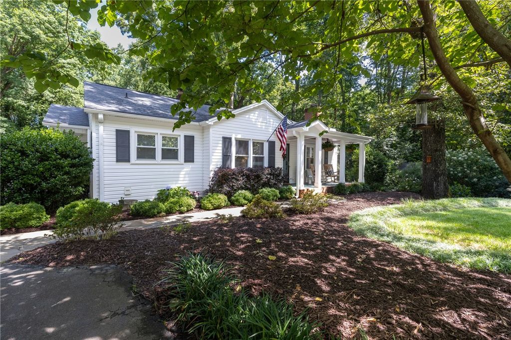 203 Augusta Road, Clemson, SC 29631