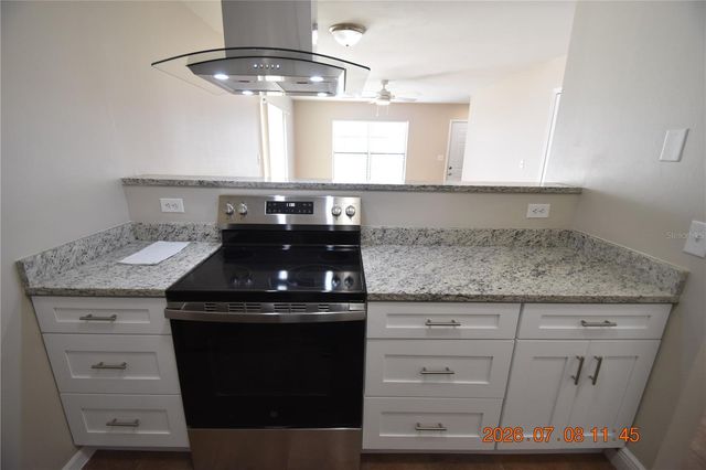 2302 MAKI ROAD 2, Plant City, FL 33563