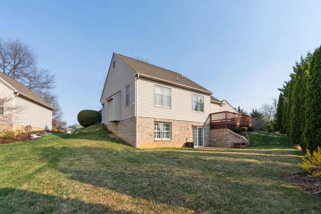 784 GOVERNORS WAY, Waynesboro, VA 22980