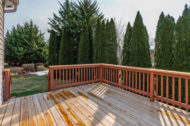 784 GOVERNORS WAY, Waynesboro, VA 22980