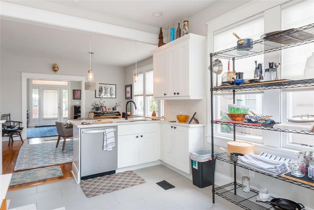 705 W ALFRED STREET, Tampa, FL 33603