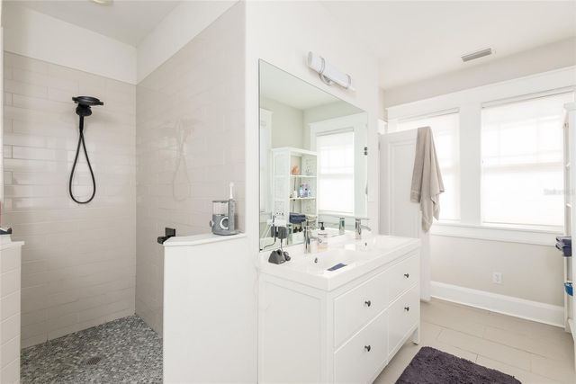 705 W ALFRED STREET, Tampa, FL 33603