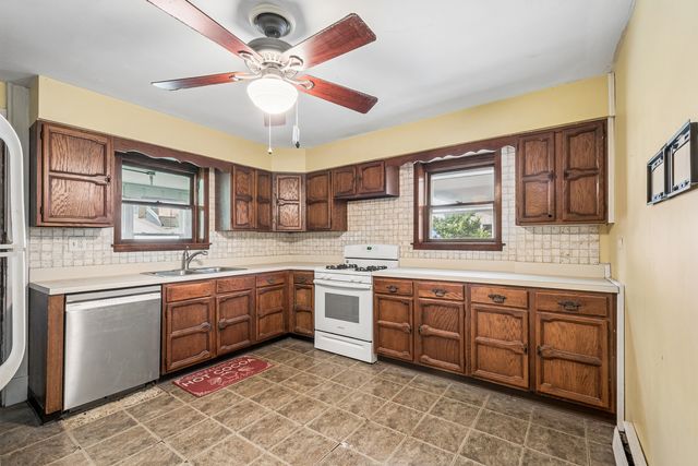 4734 N Artesian Avenue, Chicago, IL 60625