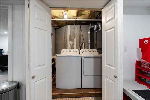 3 Mallory Court, Bristol, RI 02809