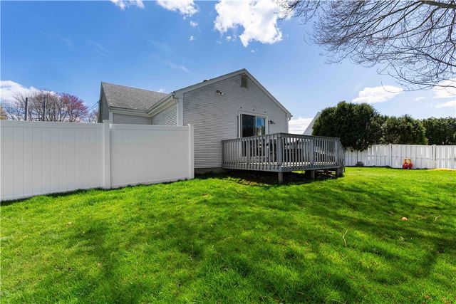 3 Mallory Court, Bristol, RI 02809