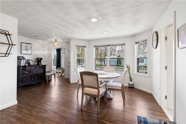 3 Mallory Court, Bristol, RI 02809