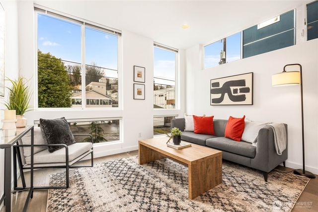 1764 C 18th Avenue S, Seattle, WA 98144