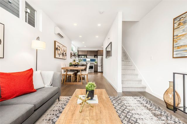 1764 C 18th Avenue S, Seattle, WA 98144