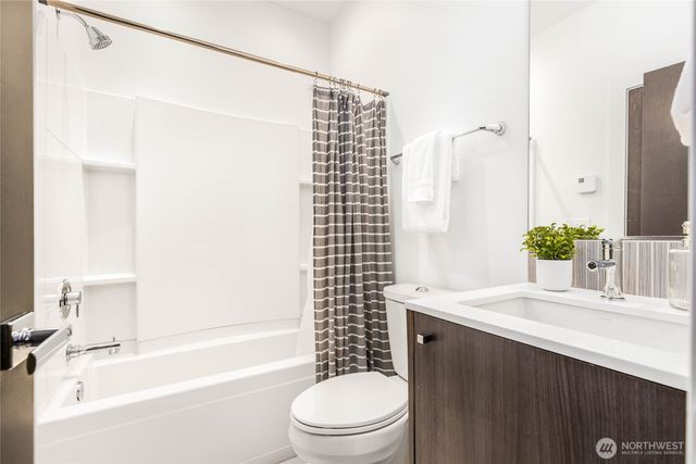 1764 C 18th Avenue S, Seattle, WA 98144