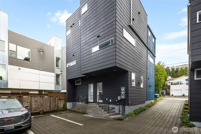 1764 C 18th Avenue S, Seattle, WA 98144