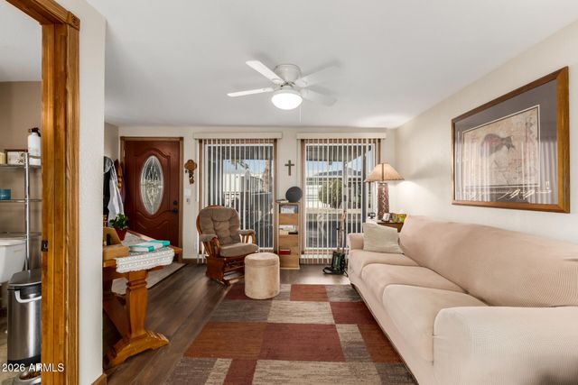 111 S GREENFIELD Road 104, Mesa, AZ 85206