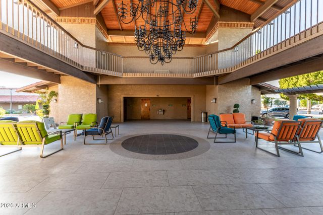 111 S GREENFIELD Road 104, Mesa, AZ 85206