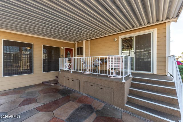 111 S GREENFIELD Road 104, Mesa, AZ 85206