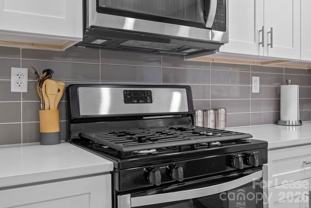 2620 Englehardt Street, Charlotte, NC 28216