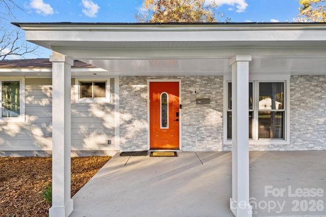 2620 Englehardt Street, Charlotte, NC 28216