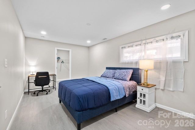 2620 Englehardt Street, Charlotte, NC 28216