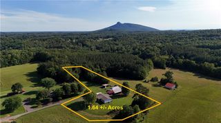 1075 Atkins Lane, Pinnacle, NC 27043