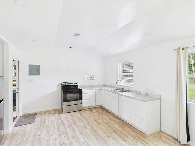 4031 fairview, Orange, TX 77630