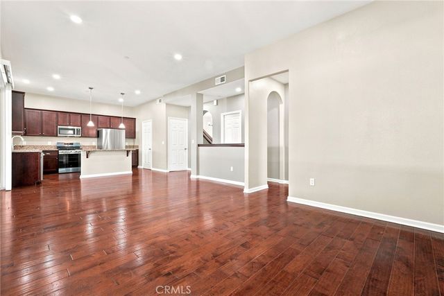 7861 Fluffy Duckling Lane, Winnetka, CA 91306