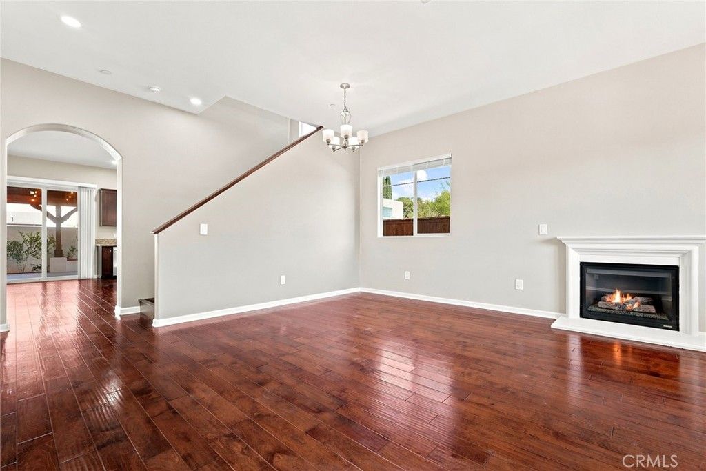 7861 Fluffy Duckling Lane, Winnetka, CA 91306 — photo 3