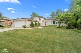 658 Brookside Lane, Frankfort, IL 60423