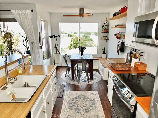 372 Carroll Park E 406, Long Beach, CA 90814