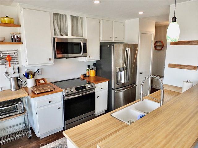 372 Carroll Park E 406, Long Beach, CA 90814