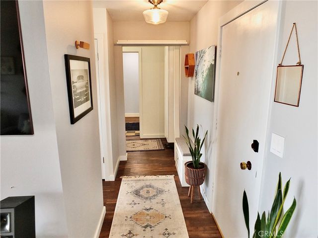 372 Carroll Park E 406, Long Beach, CA 90814