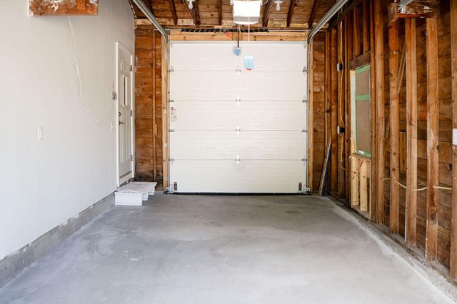705 18th Street N, Moorhead, MN 56560