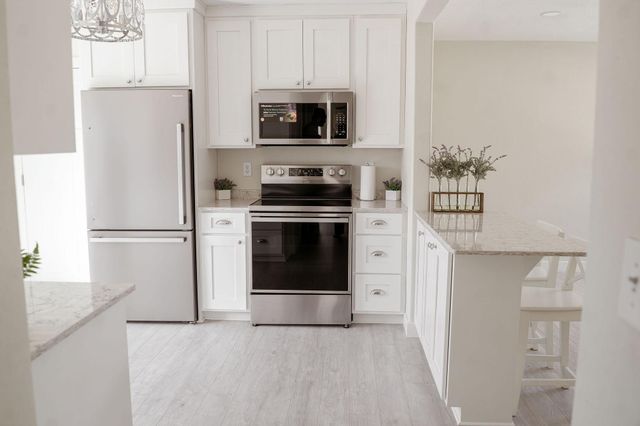 705 18th Street N, Moorhead, MN 56560